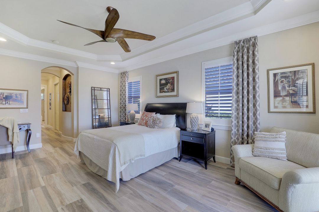 9661 Cobalt Cove Cir, Naples, FL 34120