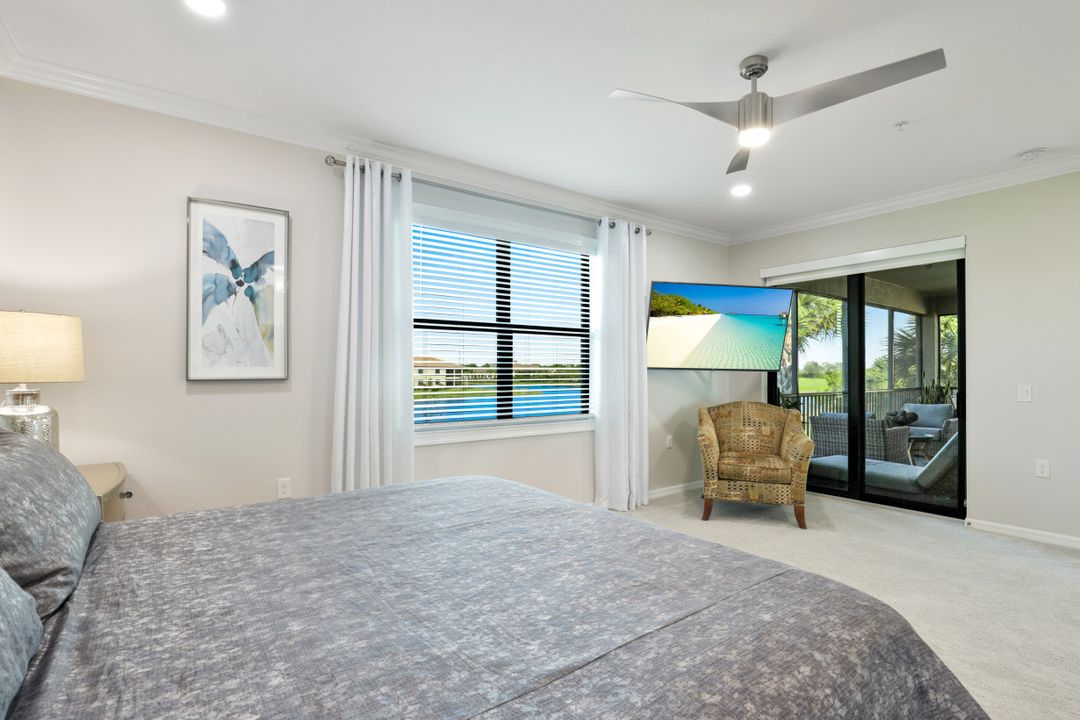 2363 Montserrat Ln #33 -202 , Naples, FL 34120