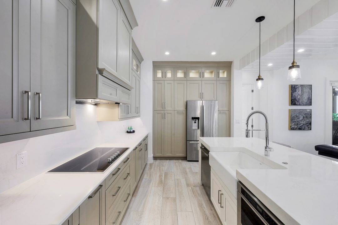 14167 Nautica Ct, Naples, FL 34114