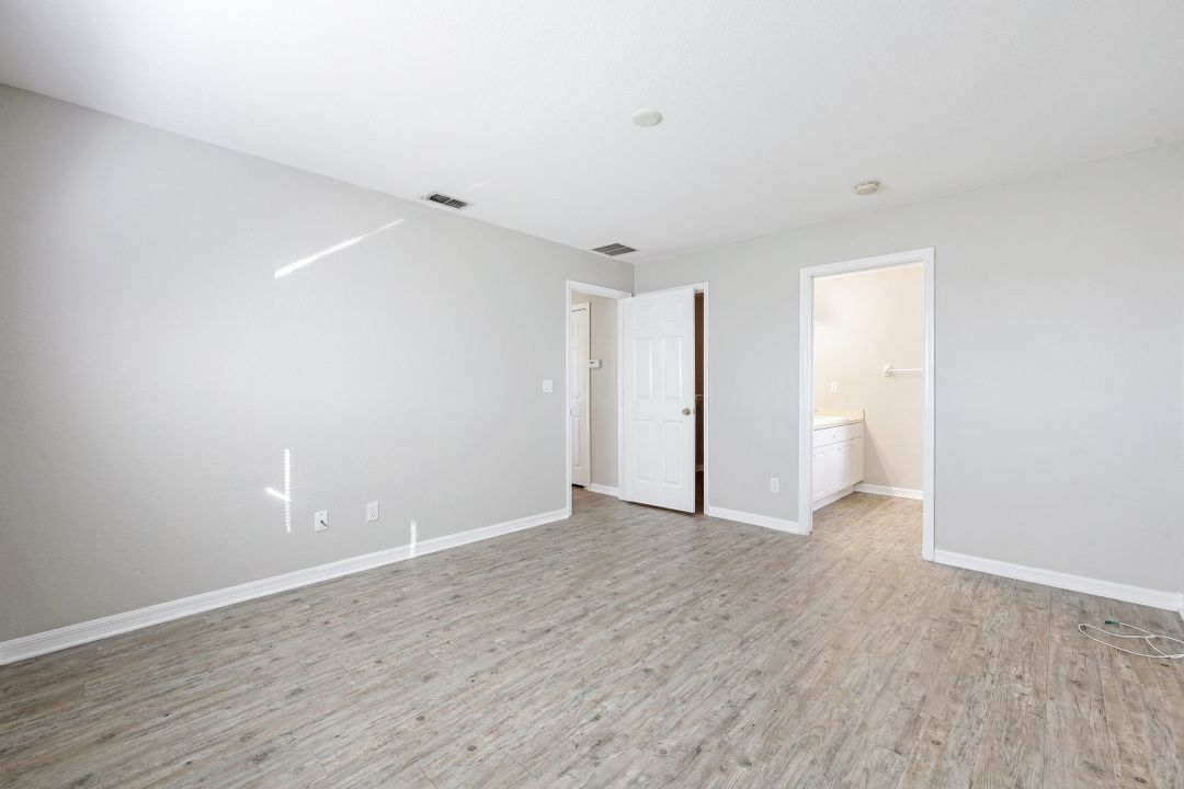 338 NE 23rd St, Cape Coral, FL 33909