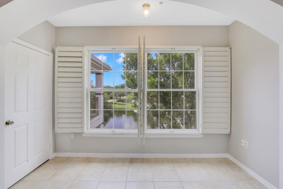 23710 Walden Center Dr #304, Bonita Springs, FL 34134