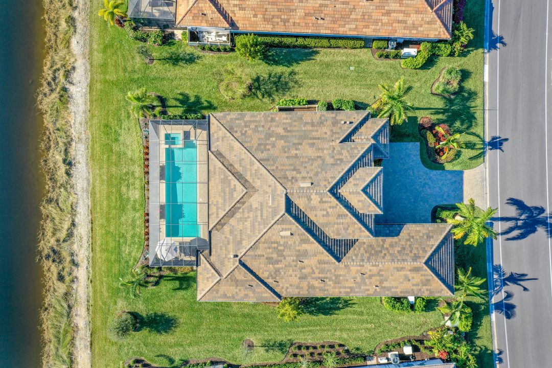 9225 Esplanade Blvd, Naples, FL 34119