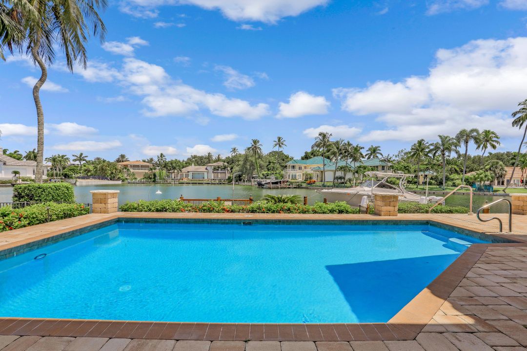 317 Mooring Line Dr, Naples, FL 34102