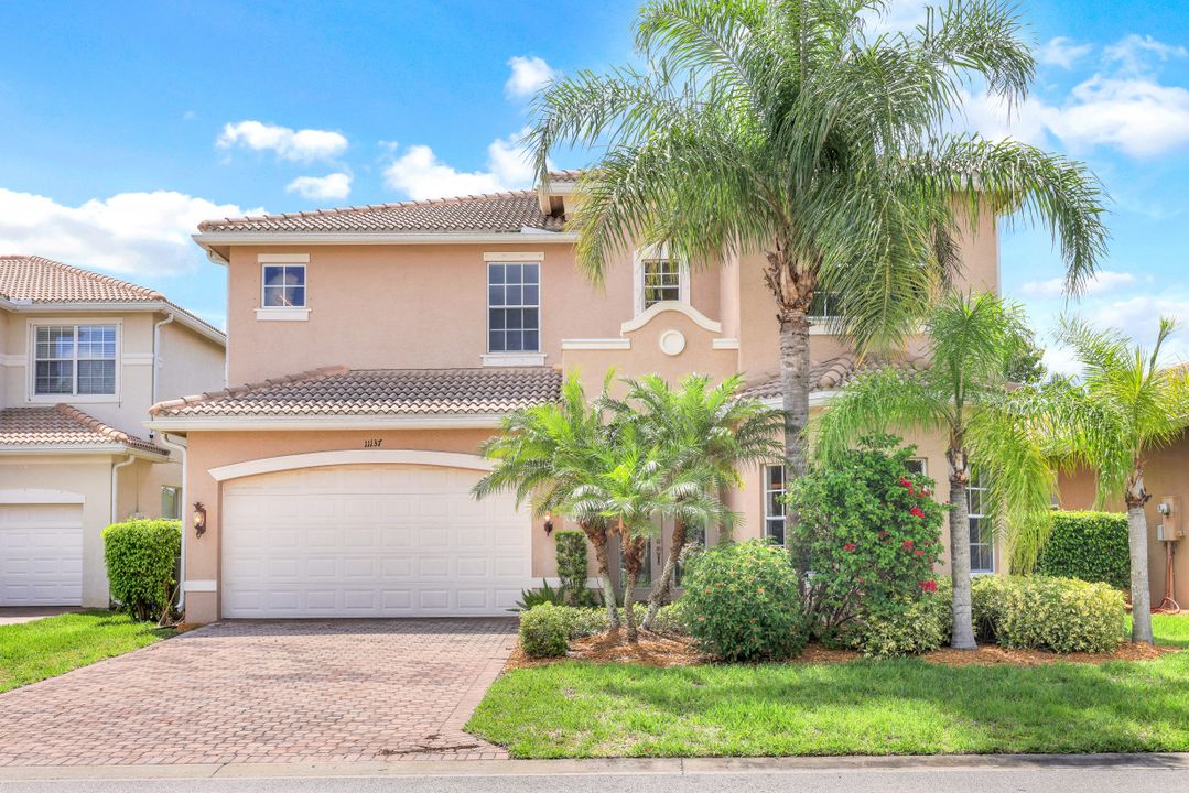 11137 Sparkleberry Dr, Fort Myers, FL 33913