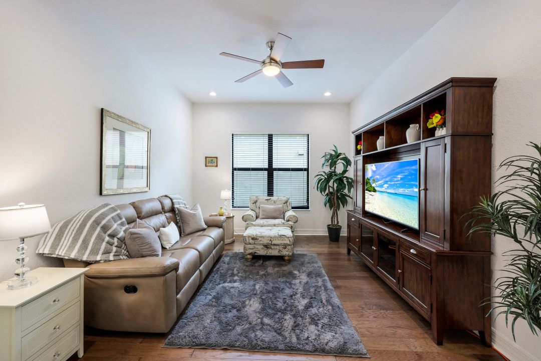 11558 Meadowrun Cir, Fort Myers, FL 33913