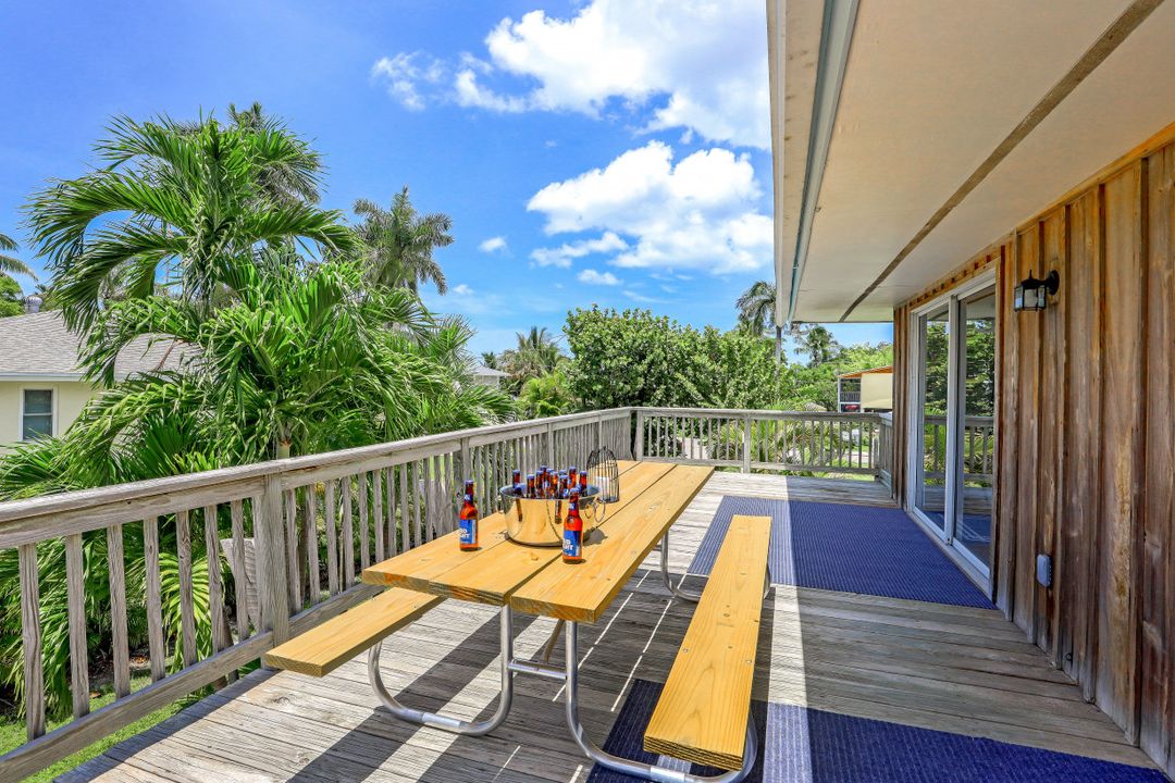 670 Palm Ave, Marco Island, FL 34145