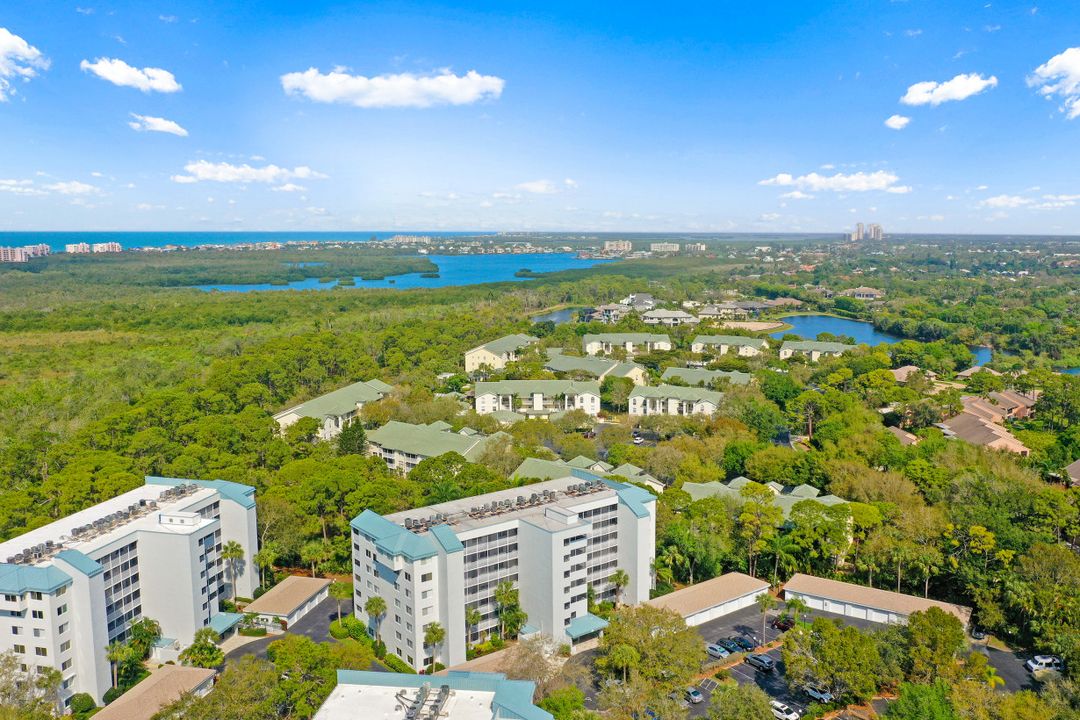 285 Naples Cove Dr #1604, Naples, FL 34110