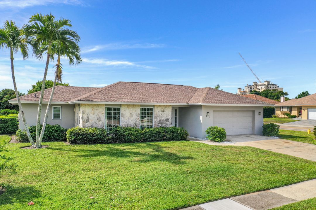 911 Tulip Ct, Marco Island, FL 34145