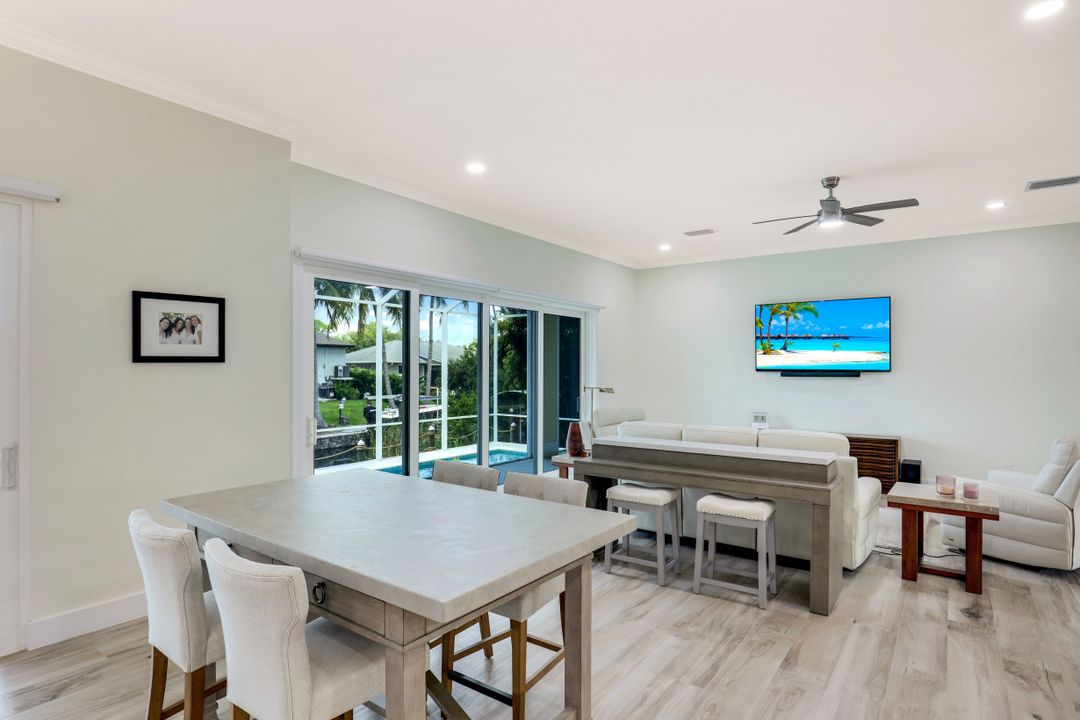 27050 Flamingo Dr, Bonita Springs, FL 34135