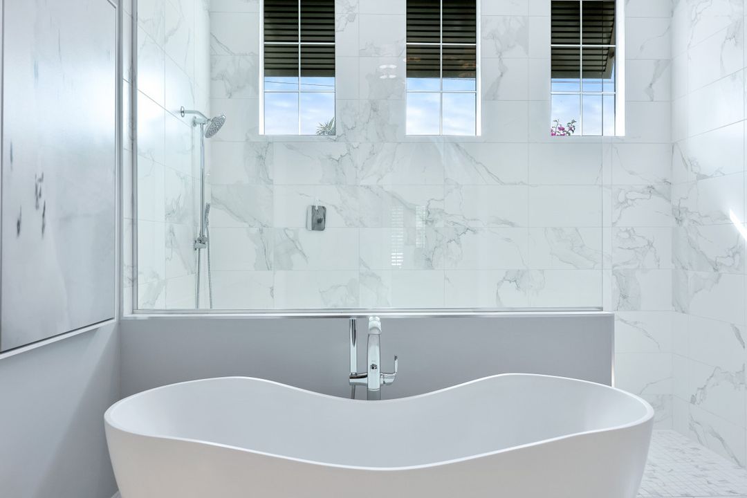 603 West St, Naples, FL 34108