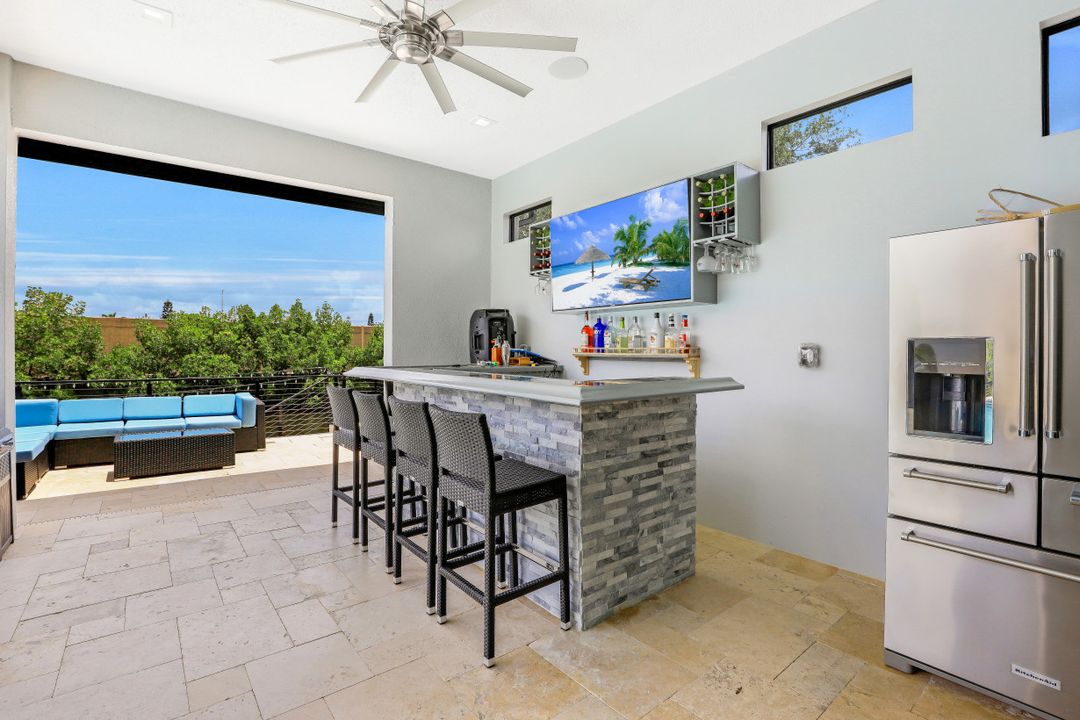 1903 Everest Pkwy, Cape Coral, FL 33904