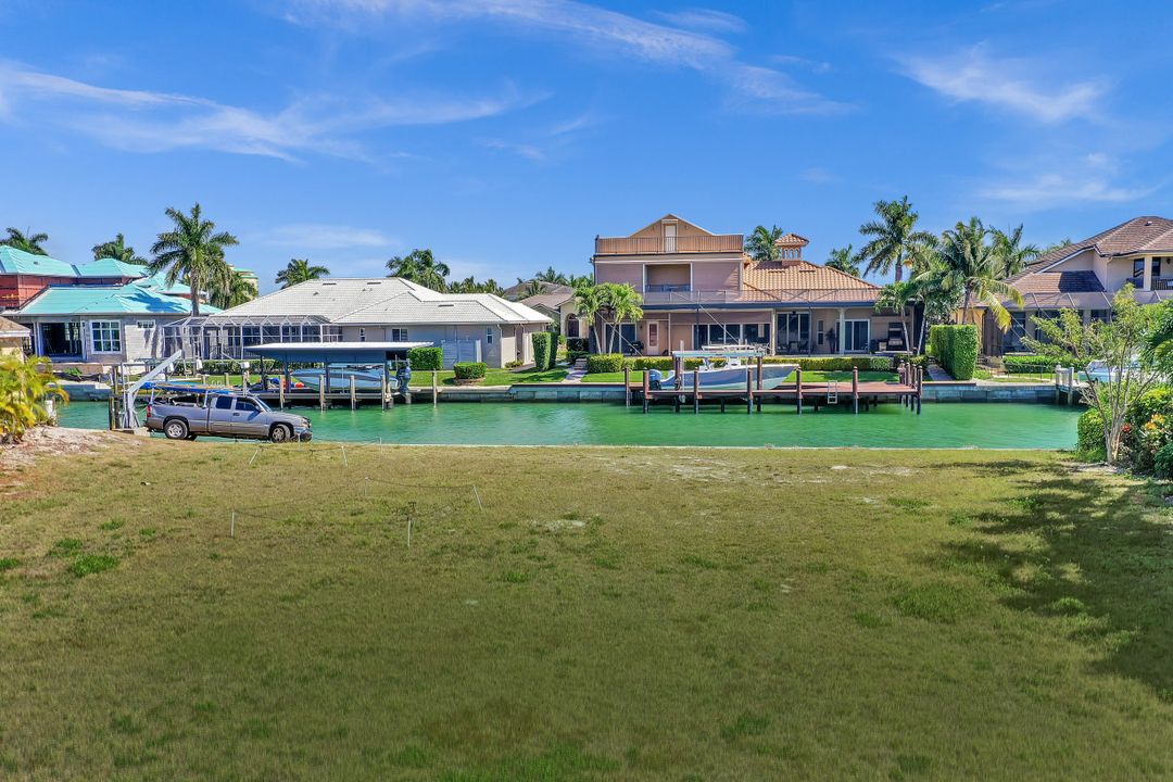 921 Giralda Ct, Marco Island, FL 34145