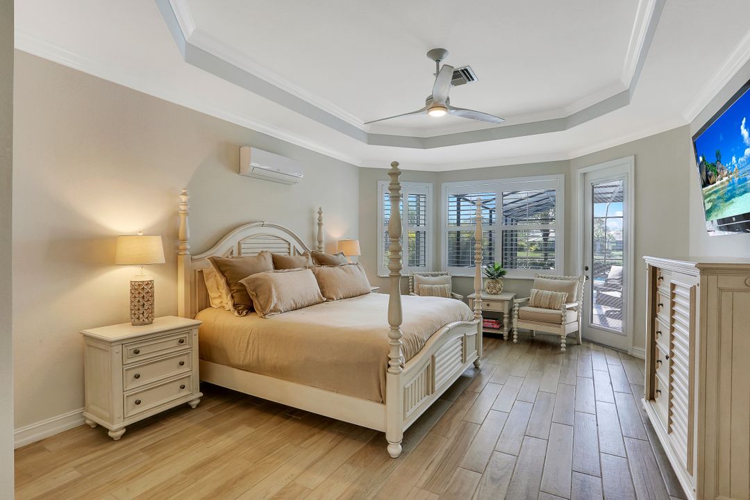 2296 Somerset Pl, Naples, FL 34120