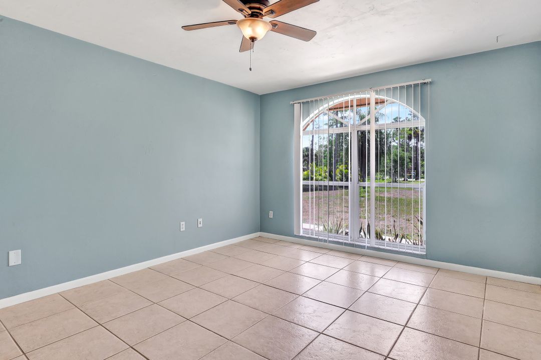 6581 Sable Ridge Ln, Naples, FL 34109