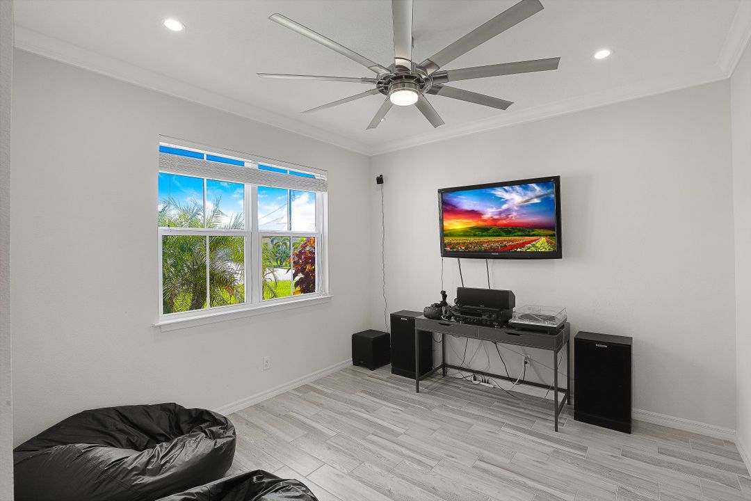 3328 NW 9th Terrace, Cape Coral, FL 33993