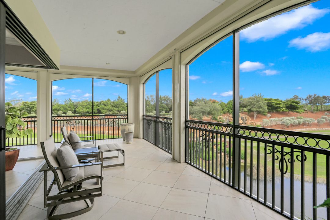 16452 Carrara Way #301, Naples, FL 34110