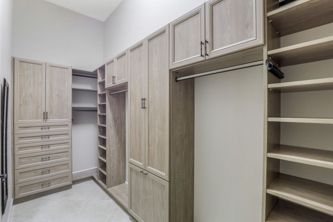 3341 Fanny Bay Ln, Naples, FL 34114