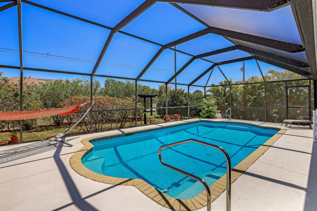 3015 SW 7th Ave, Cape Coral, FL 33914