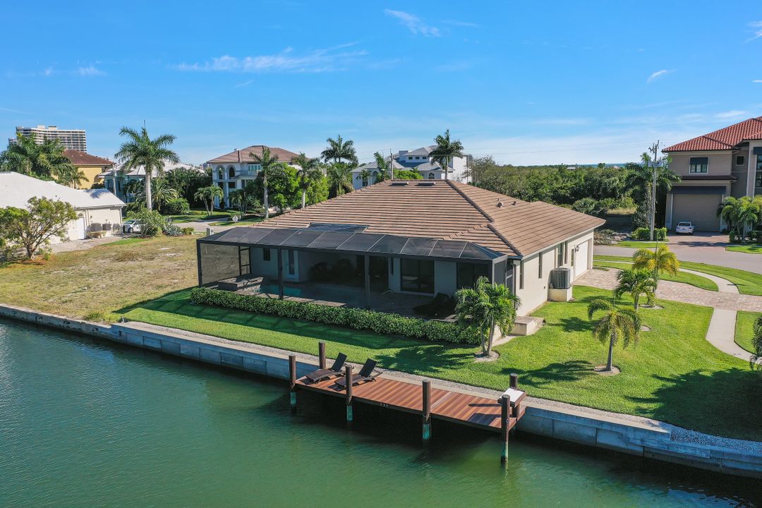 535 Spinnaker Dr, Marco Island, FL 34145