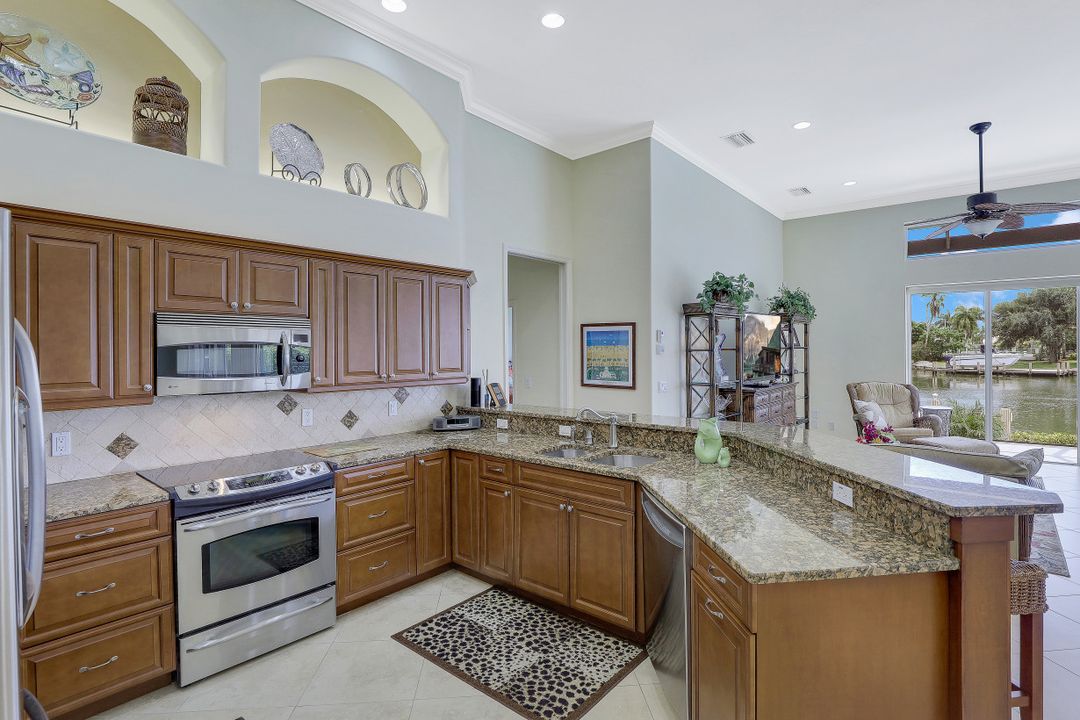 443 Nassau Ct, Marco Island, FL 34145