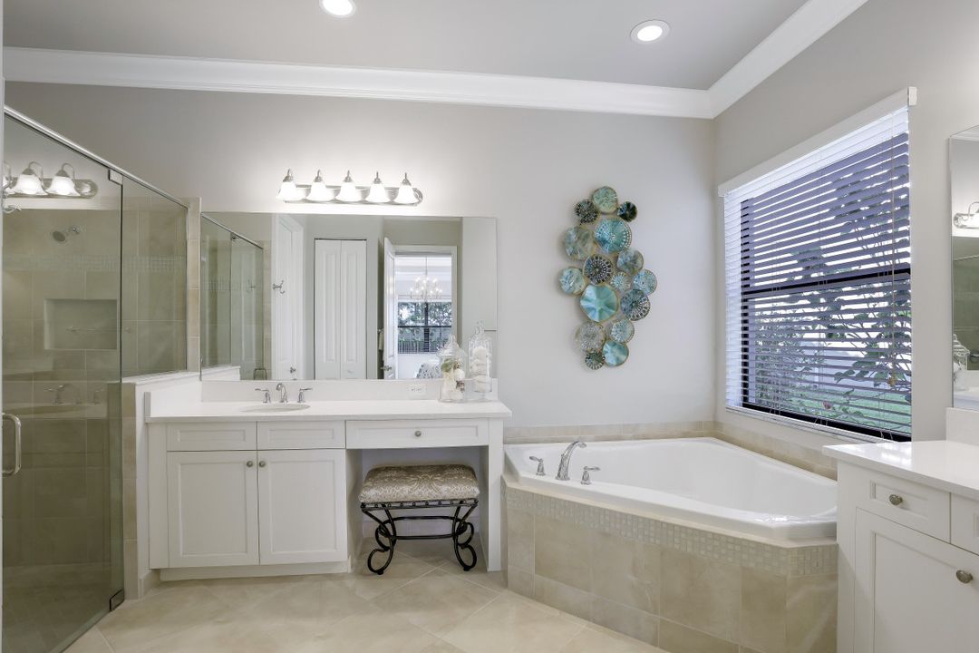 4228 Amelia Wy, Naples, FL 34119