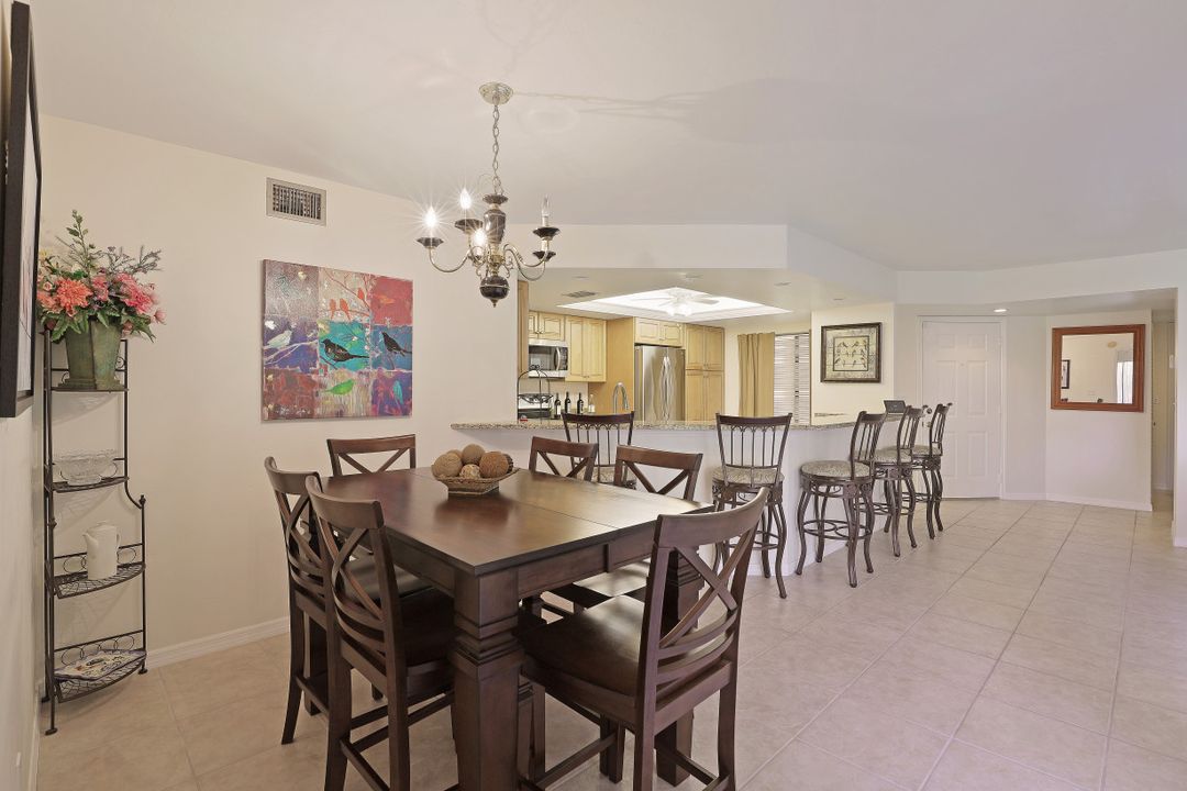571 Beachwalk Cir #104, Naples, FL 34108