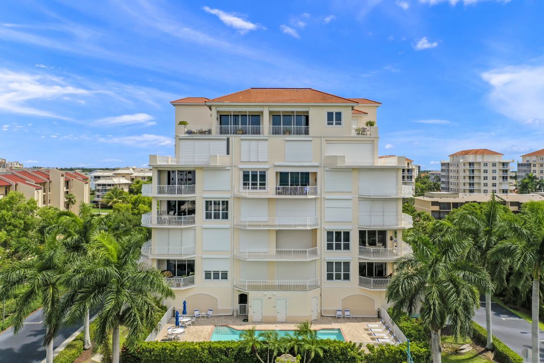 1061 S Collier Blvd #303, Marco Island, FL 34145