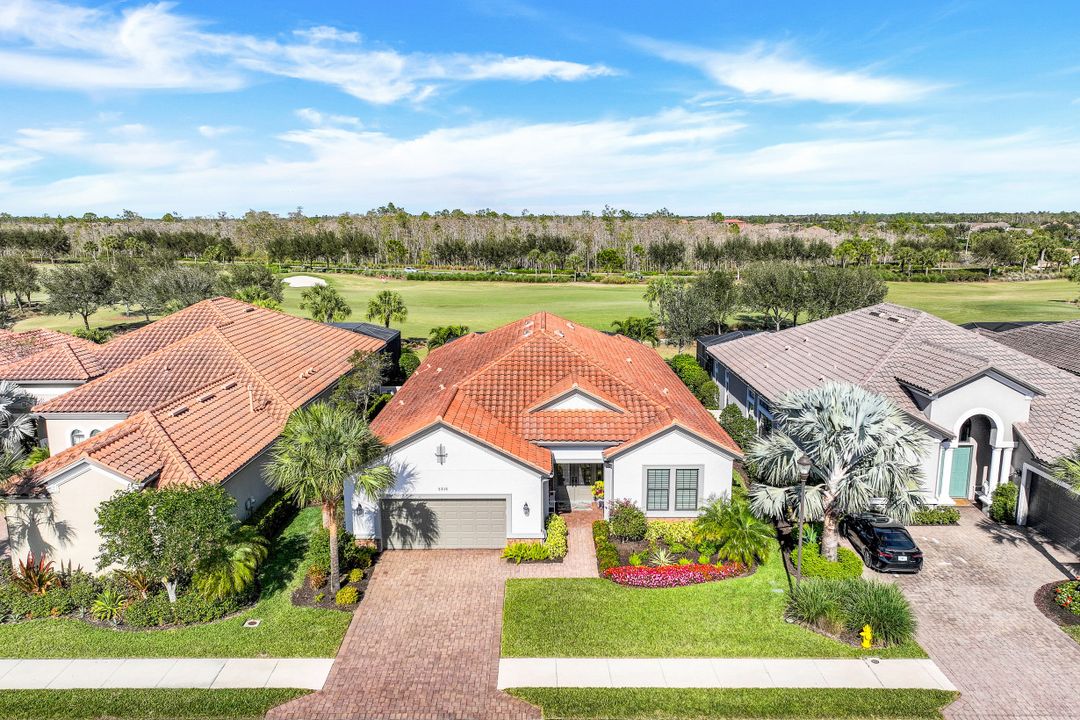 8848 Savona Ct, Naples, FL 34119