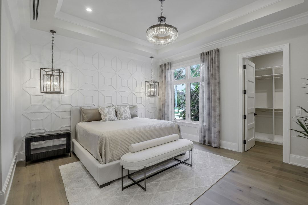 5937 Sunnyslope Dr, Naples, FL 34119