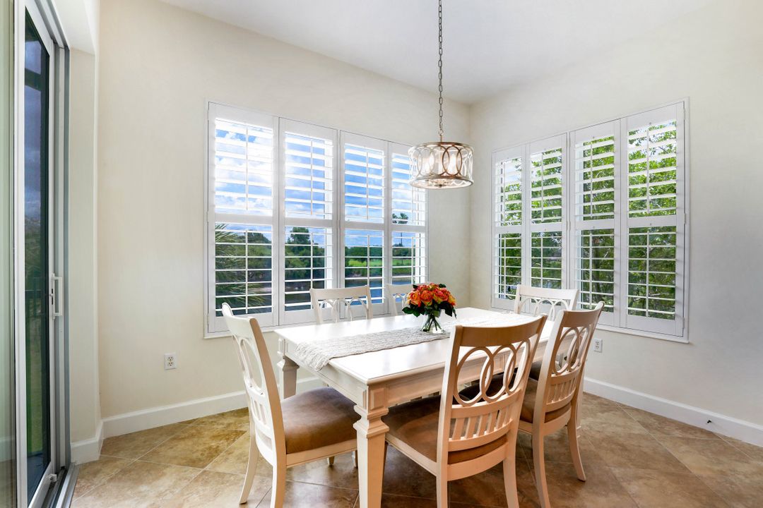 9208 Quartz Ln #4-202, Naples, FL 34120