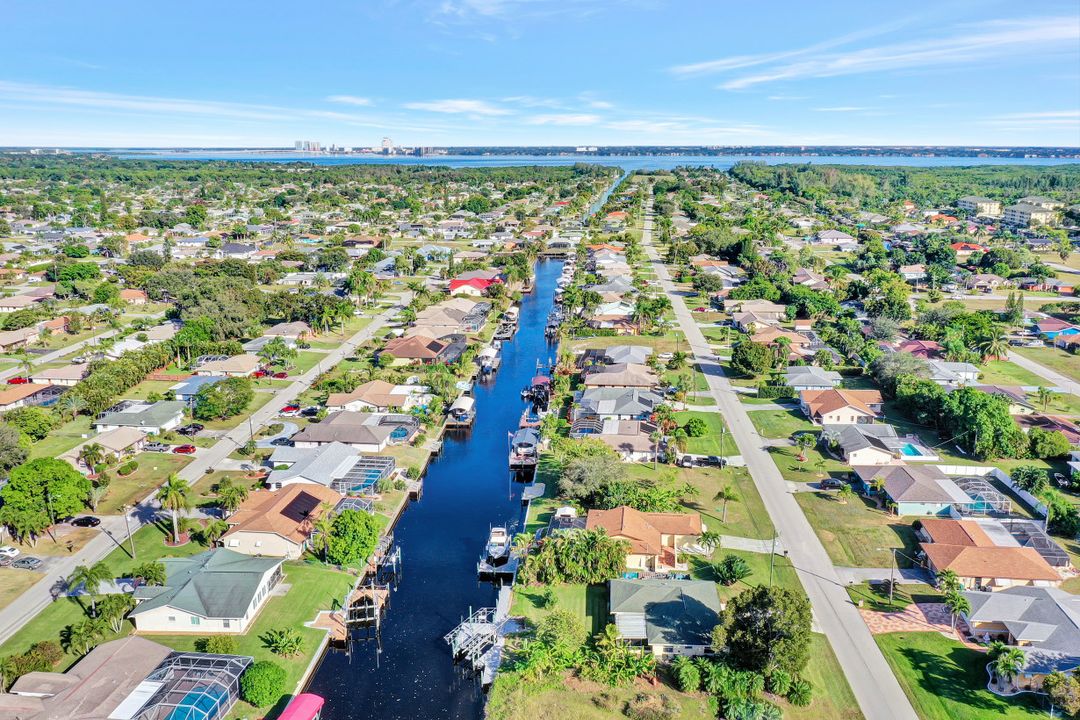 1803 SE 16th St, Cape Coral, FL 33990