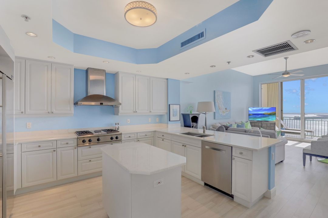 970 Cape Marco Dr #2104, Marco Island, FL 34145