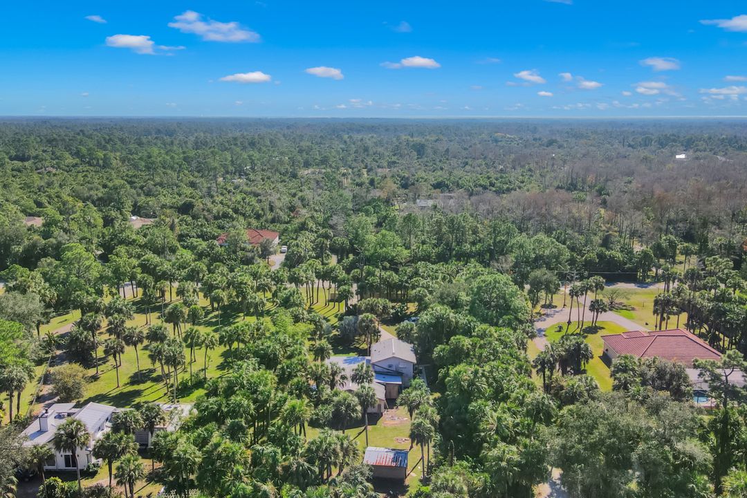 431 12th Ave NW, Naples, FL 34120