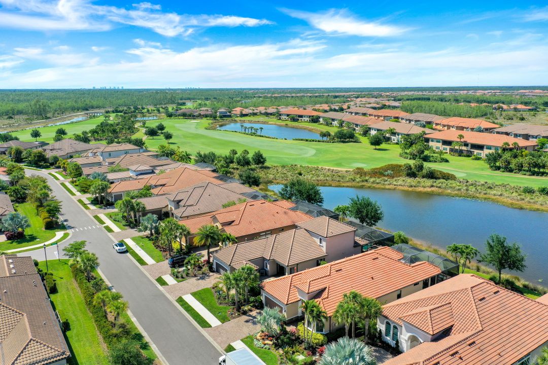 8697 Cavano St, Naples, FL 34119