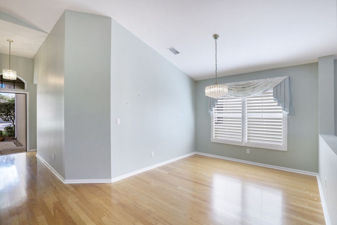 6472 Autumn Woods Blvd, Naples, FL 34109