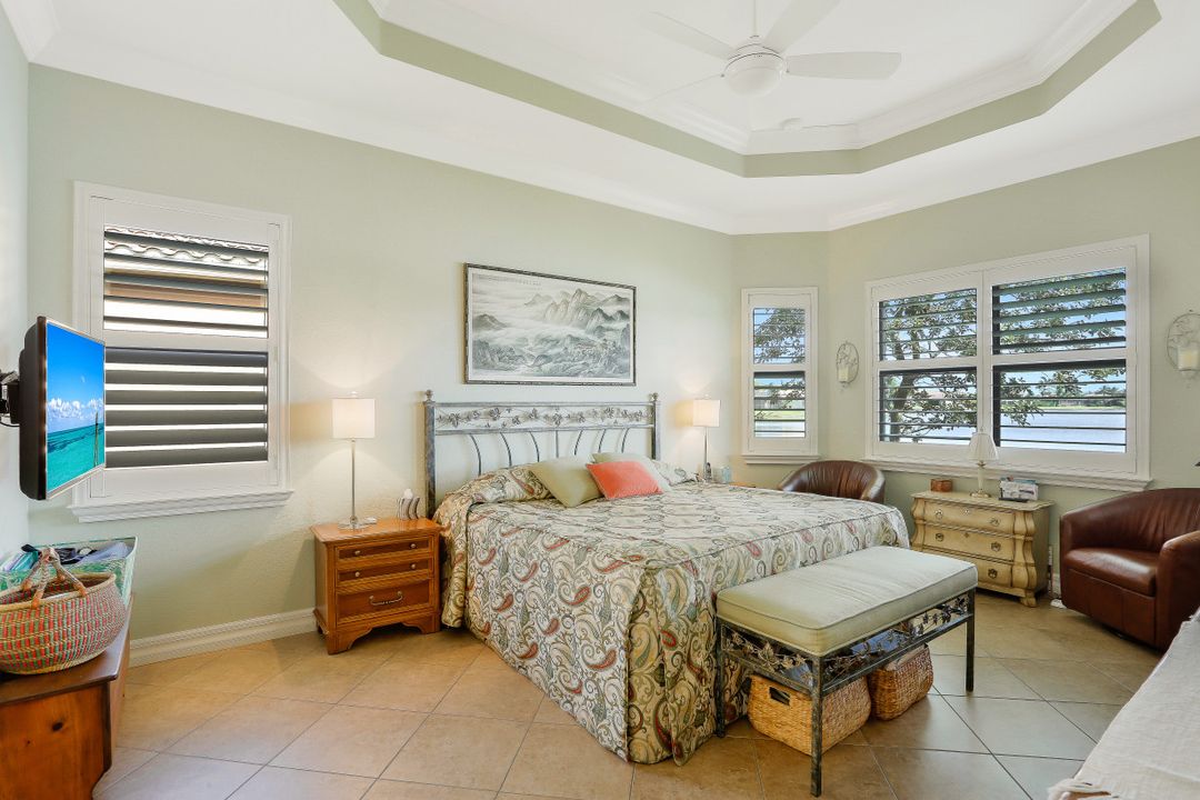 3741 Pleasant Springs Dr, Naples, FL 34119