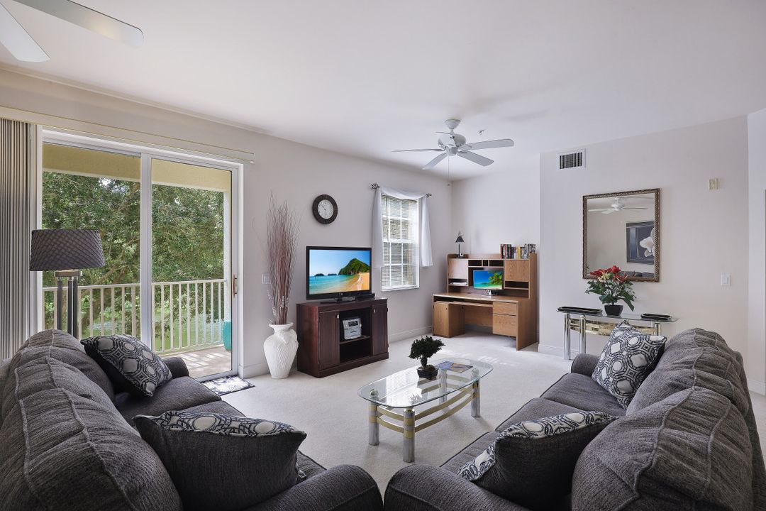 3961 Pomodoro Cir #203 , Cape Coral, FL 33909