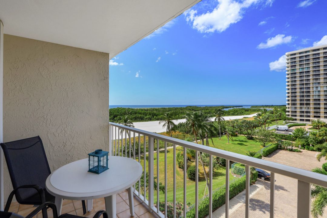 320 Seaview Ct #510, Marco Island, FL 34145