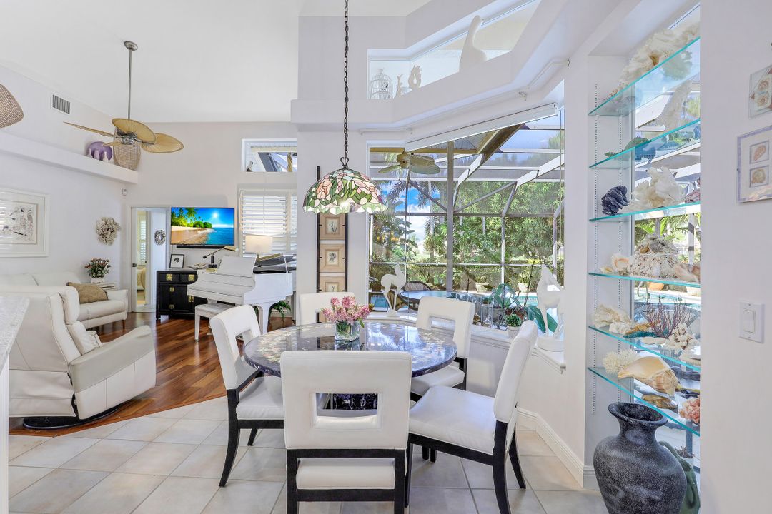 28384 Sombrero Dr, Bonita Springs, FL 34135