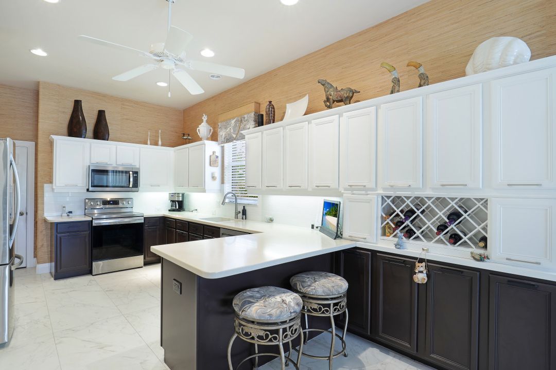 8586 Gleneagle Way, Naples, FL 34120