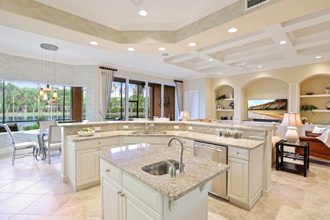 10734 Mirasol Dr #301, Miromar Lakes, FL 33913