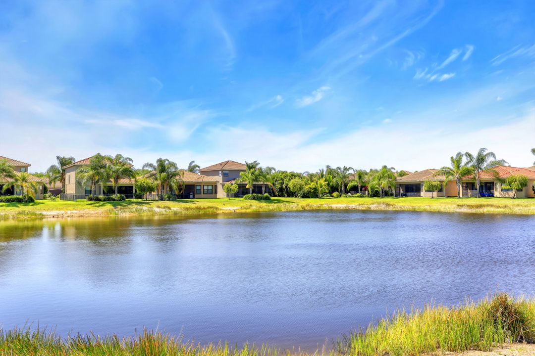 11571 Meadowrun Cir, Fort Myers, FL 33913