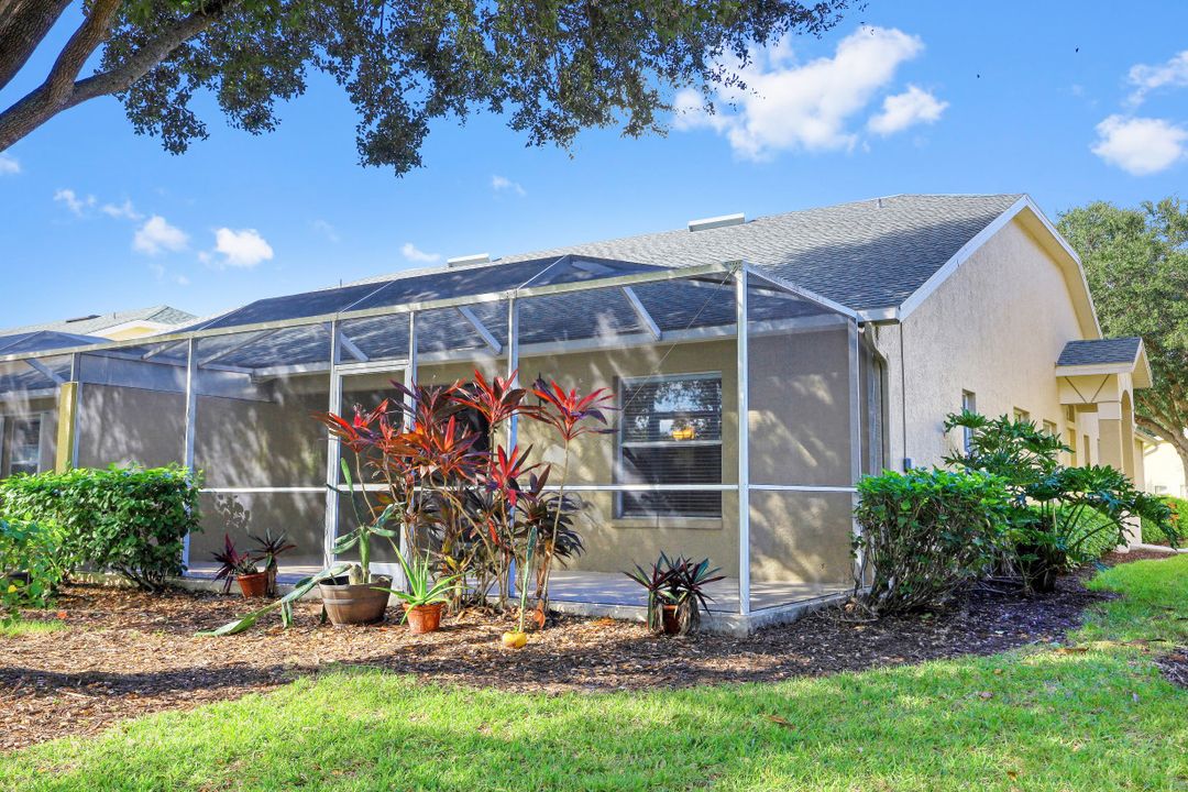 8435 Ibis Cove Cir, Naples, FL 34119