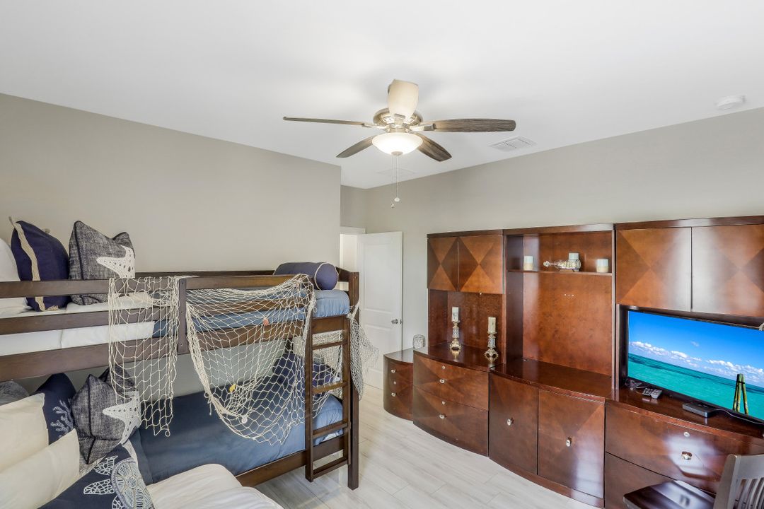 1300 Kendari Terrace, Naples, FL 34113