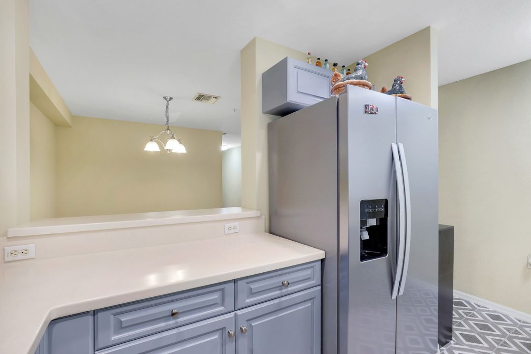 9460 Ivy Brook Run #703, Fort Myers, FL 33913
