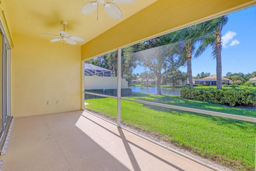 2938 Gilford Way, Naples, FL 34119