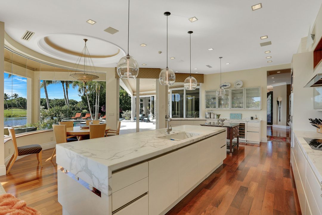 2343 Alexander Palm, Naples, FL 34105