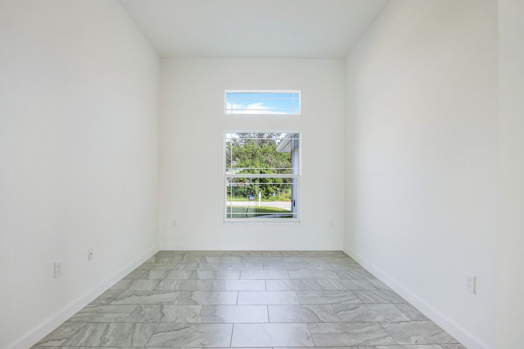 2503 50th St SW, Lehigh Acres, FL 33976