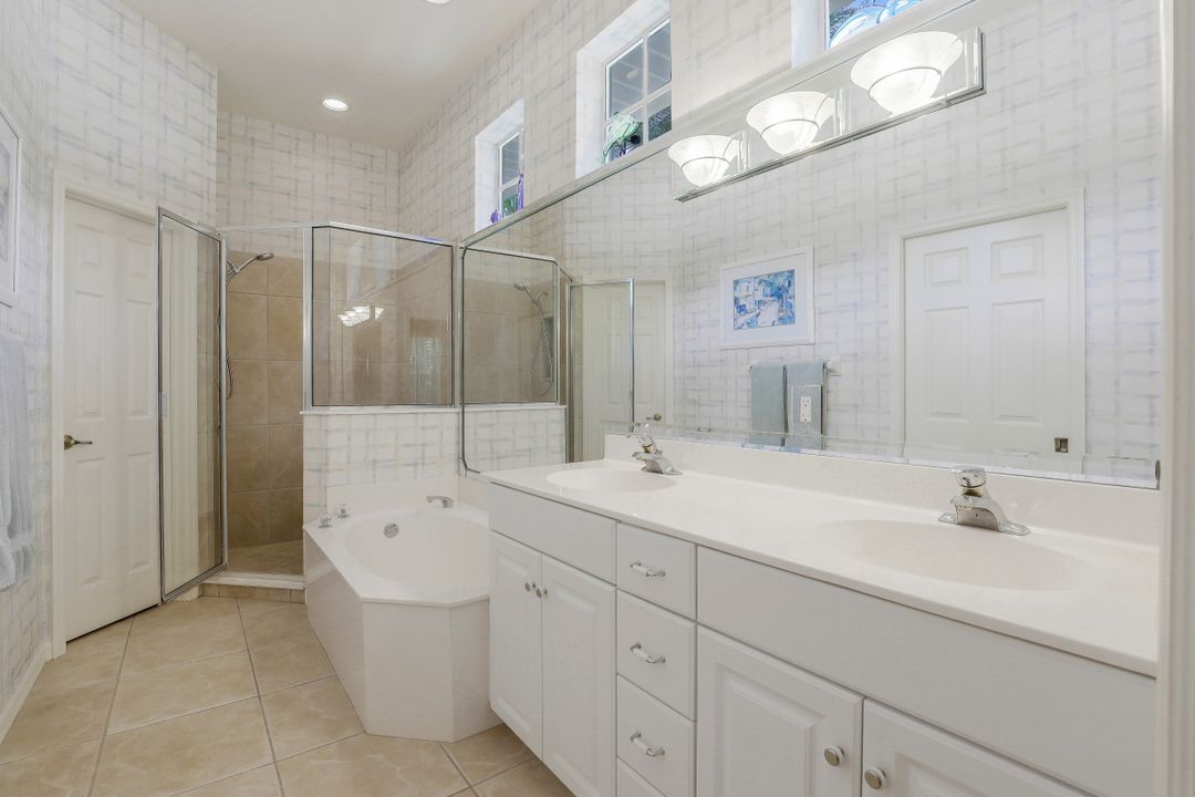 9186 Brendan Preserve Ct, Bonita Springs, FL 34135