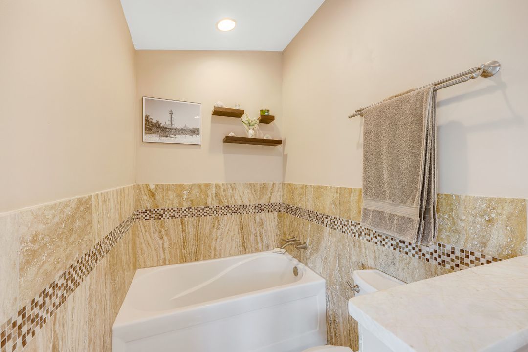 5023 SW 8th Pl, Cape Coral, FL 33914